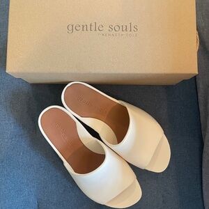 NEW Gentle Souls By Kenneth Cole Women’s  Gisele Wedge Slide Sandal Slip On